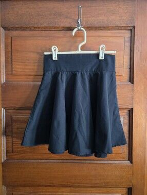 Romwe Skater Skirt Size XS